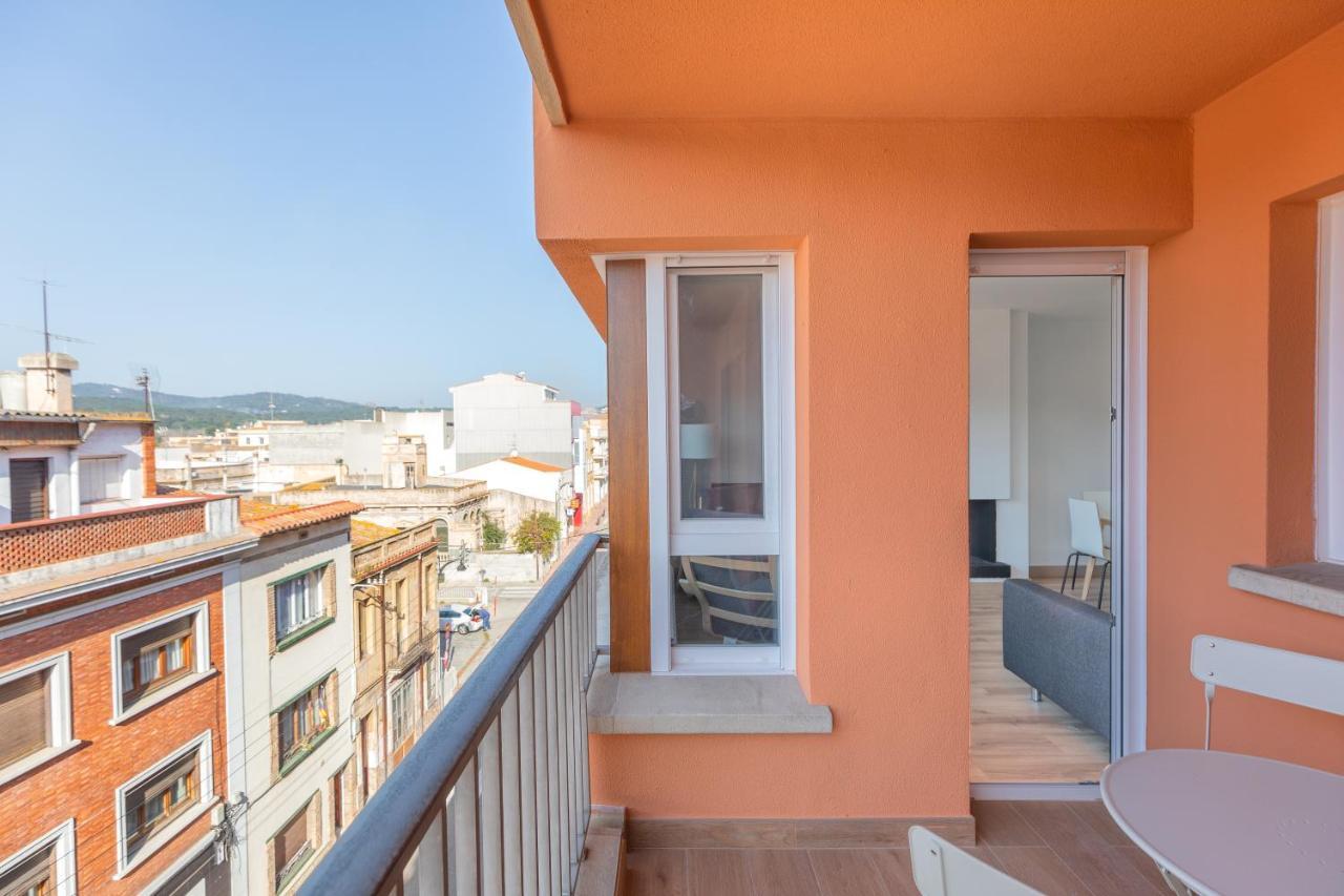 Hauzify I Apartament Big Family Сан-Фелиу-де-Гишольс Экстерьер фото