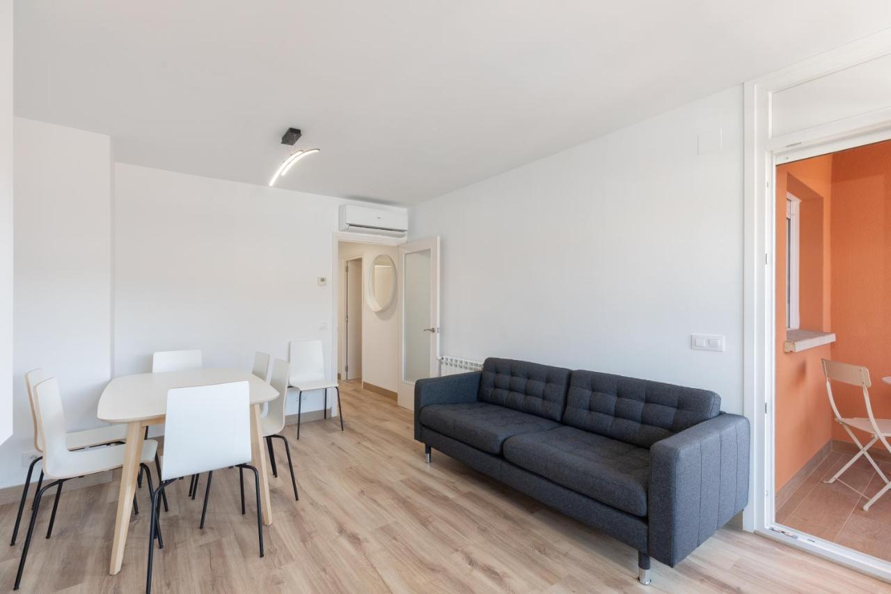 Hauzify I Apartament Big Family Сан-Фелиу-де-Гишольс Экстерьер фото